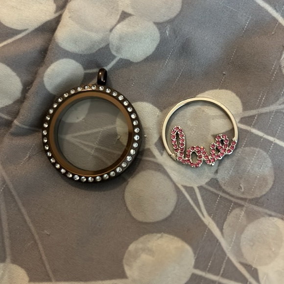 Origami Owl living locket large round chocolate with crystals - Picture 3 of 5